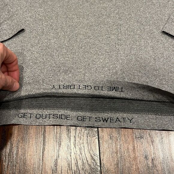 Lululemon metal tech vent shirt size XXL in EUC light grey - Picture 2 of 12